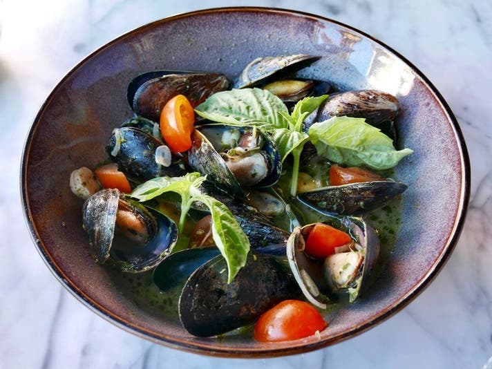 Moules Marinières at Belle Vie Food & Wine | Photo by Joshua Lurie